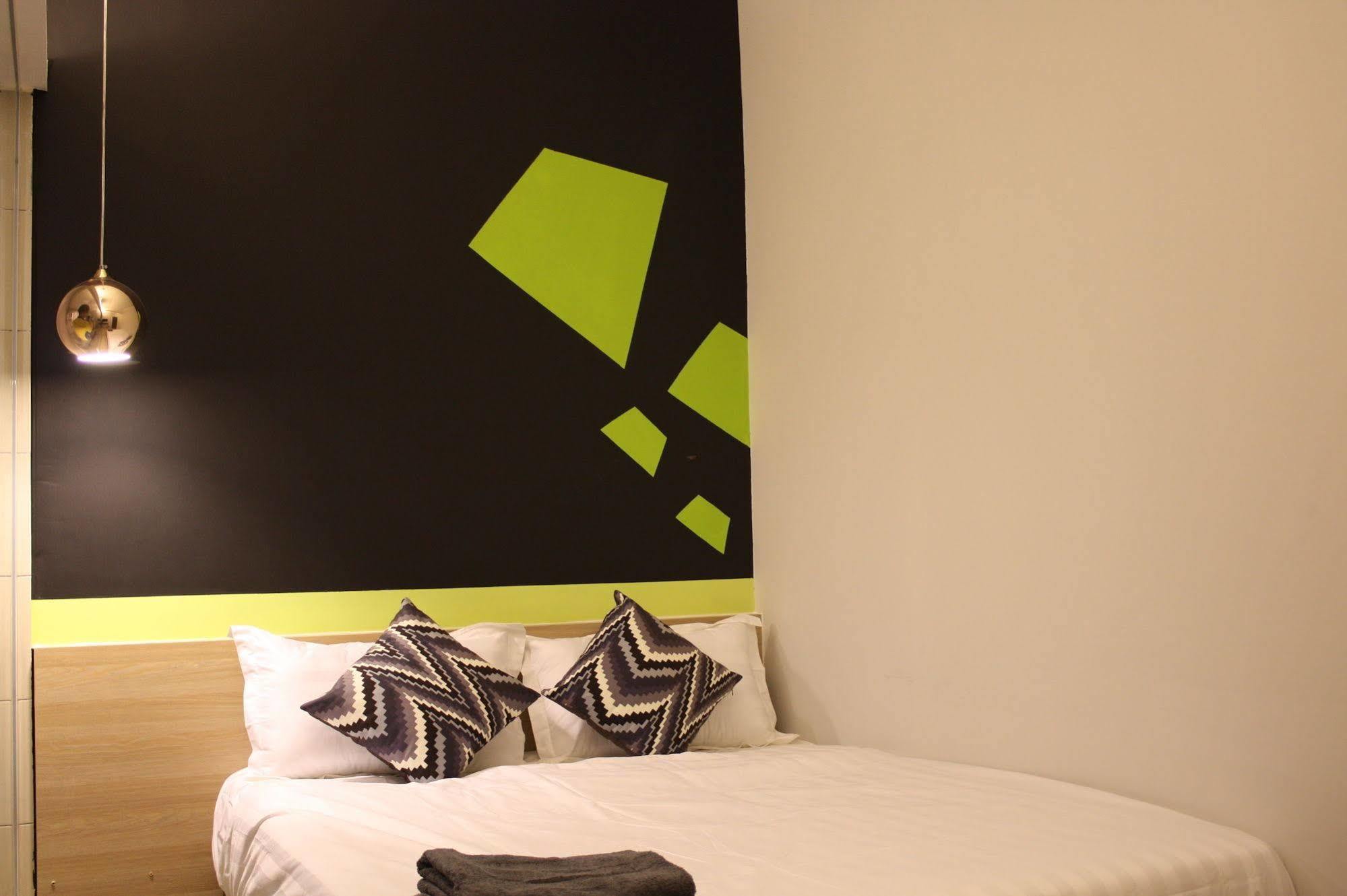 Dejaya Boutique Hotel Kuchai Lama Куала-Лумпур Экстерьер фото